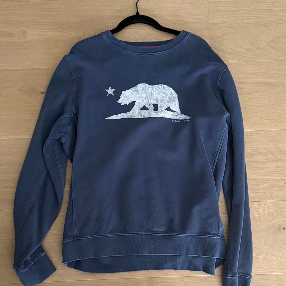 Vineyard Vines Navy Bear Graphic Crewneck Sweater